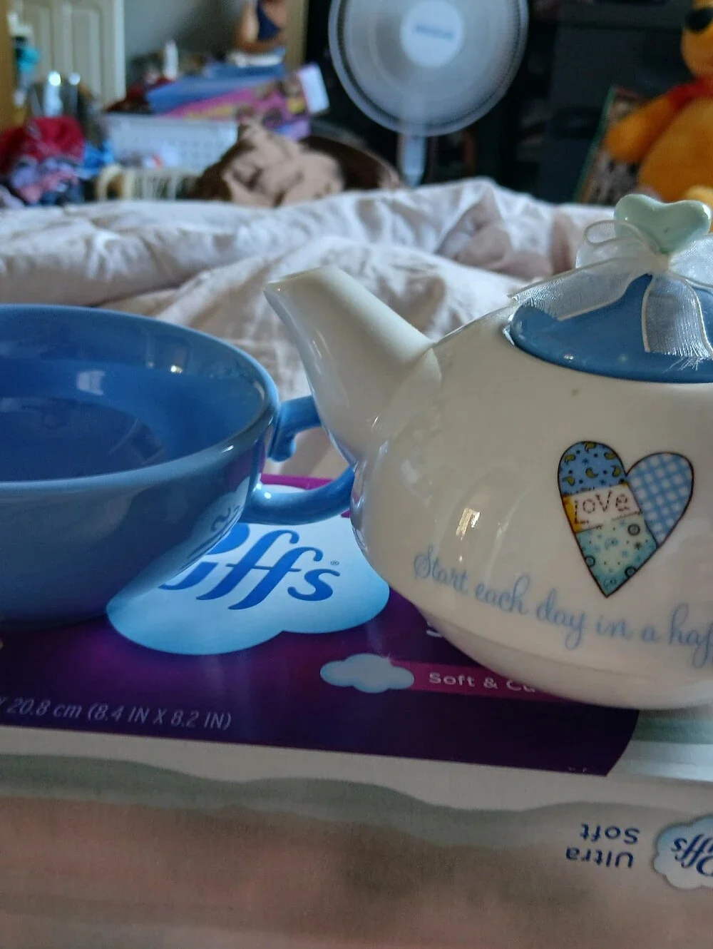 HOLLY HOBBIE TEAPOT FOR ONE
